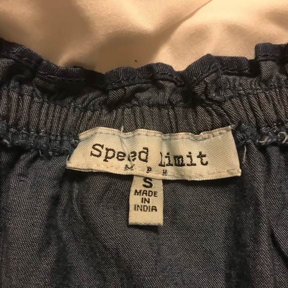 🌺. Blouse🌺 - Picture 8 of 8